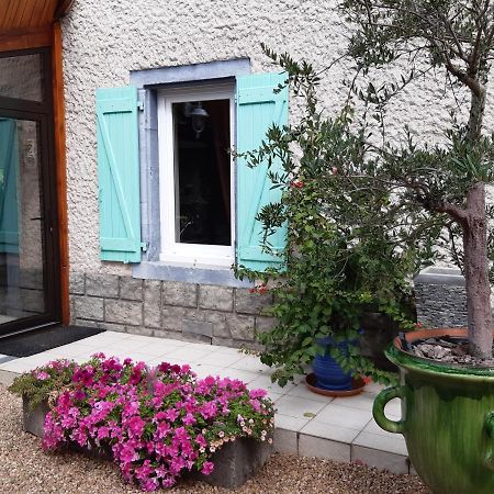 La Ferme De Capucine Bed and Breakfast Culhat Eksteriør billede